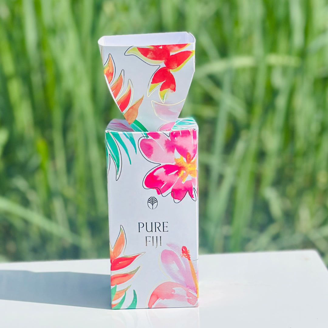 Christmas Cracker - White Gingerlily